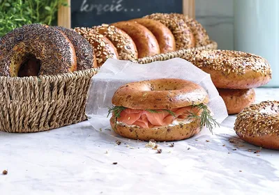 Bajgiel z fermentowanymi kiełkami żyta 