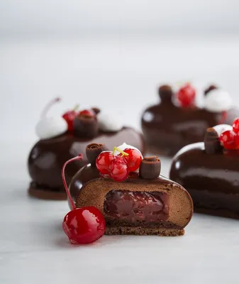 Mus z ciemnej czekolady ze śliwką